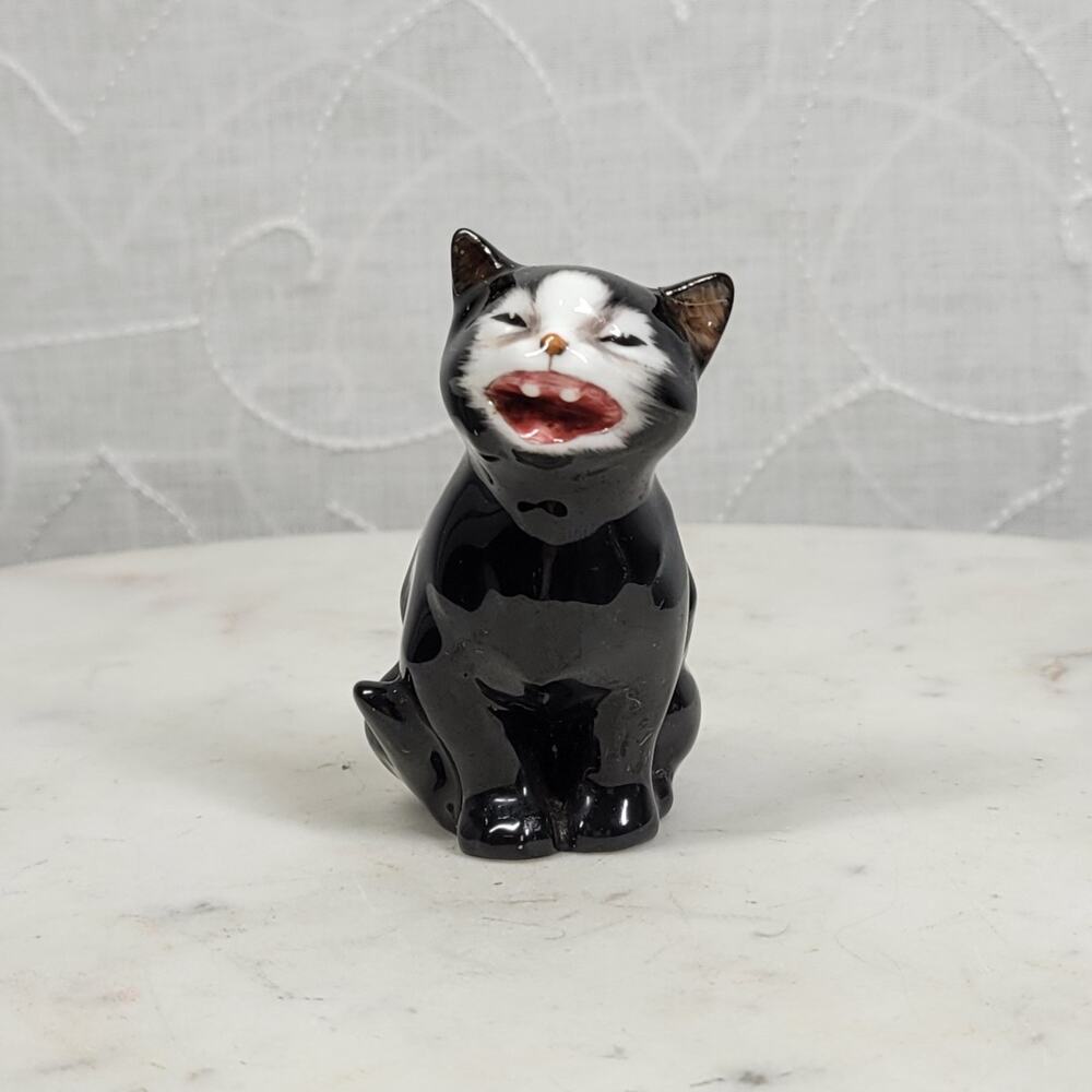 Royal Doulton Lucky Cat Miniature 2.5" Black Bone China Anthropomorphic England